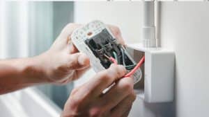 Jasa Bangun Rumah: 7 Tips Perencanaan Kebutuhan Elektrikal untuk Rumah Aman Bangun Rumah