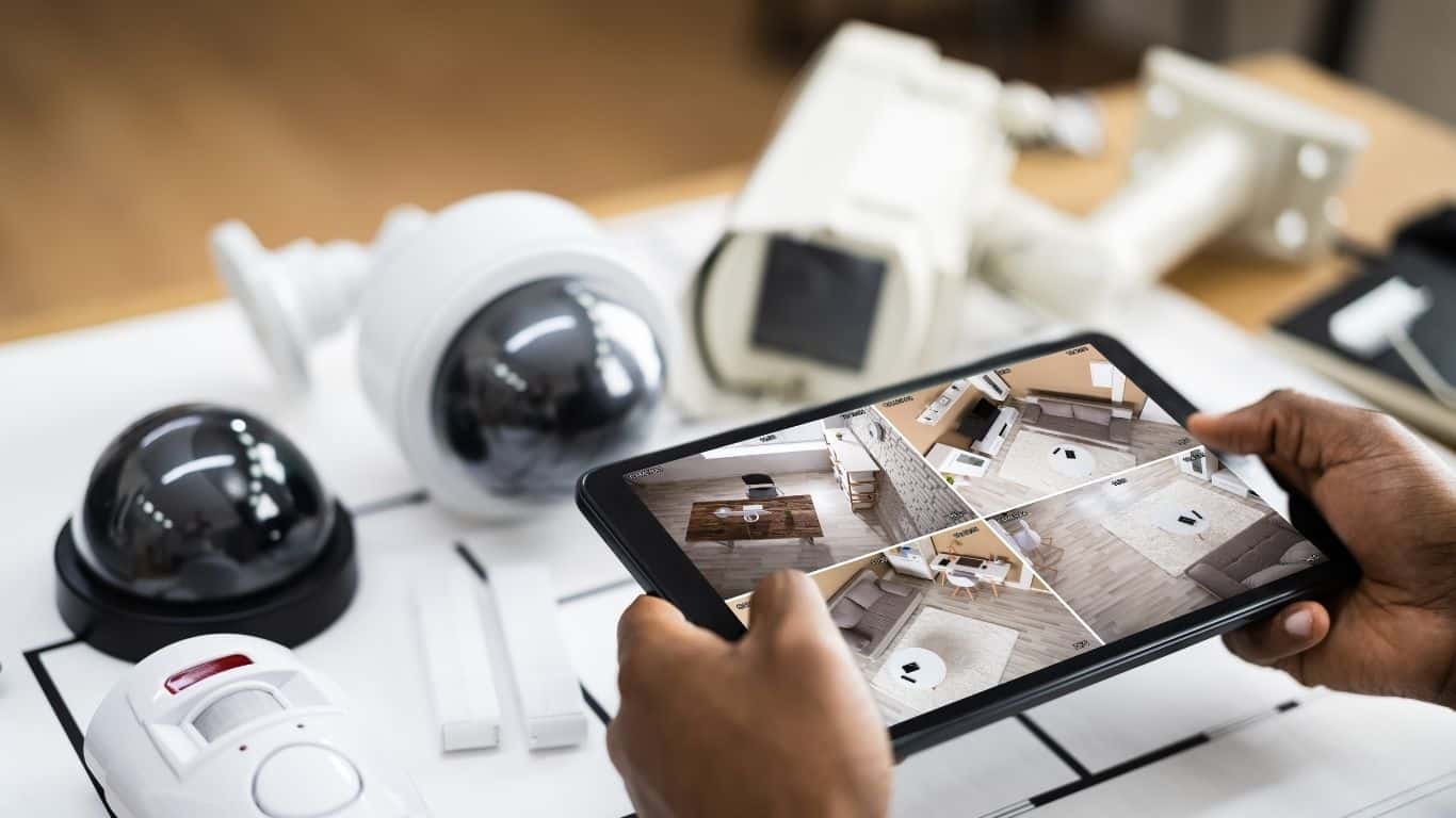 Jasa Kontraktor Rumah: 3 Titik Strategis Instalasi CCTV yang Sering Terlupa untuk Keamanan Jasa Kontraktor Rumah