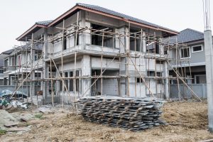 Kena Tipu Kontraktor Abal-Abal? Ini 3 Langkah Hukum Cepat yang Bisa Kamu Lakukan penipuan kontraktor